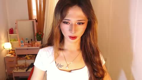 babyKylene online show from November 12, 7:32 am