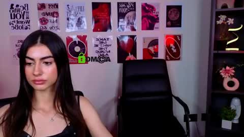 Kylie loves u online show from July 15, 9:47 am