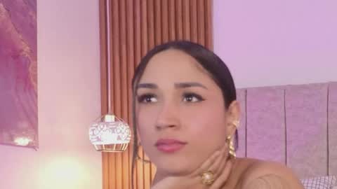 kloe sofia online show from June 2, 1:46 pm