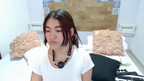 Melissa online show from March 12, 1:51 pm