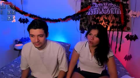 Snapshot of kylietimothee chatting on October 20, 5:18 pm kylietimothee online show from October 20, 5:18 pm