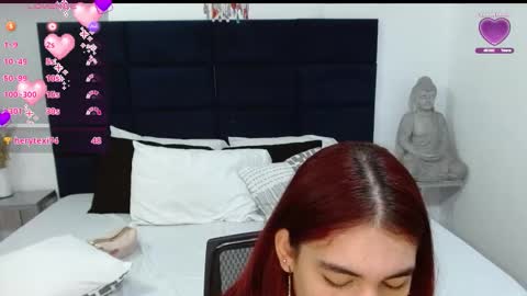 Snapshot of kyliiebaker chatting on October 18, 11:03 am Kylie online show from October 18, 11:03 am