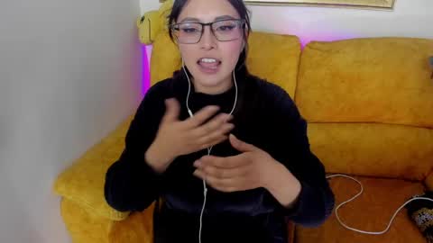 Kyomi online show from May 12, 4:05 pm