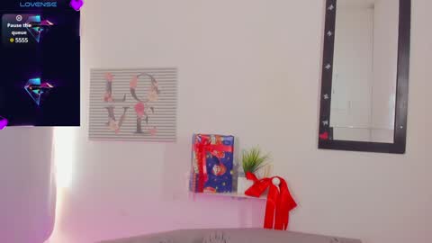 Snapshot of kyoto_sr chatting on December 23, 3:11 pm Alejandra online show from December 23, 3:11 pm