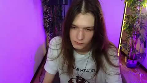 l1l2th online show from July 11, 3:15 pm