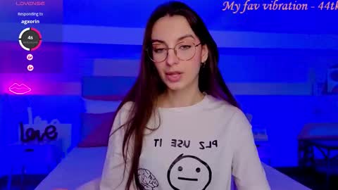 Margo  online show from November 8, 10:02 pm