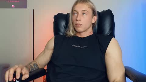 Adonis online show from November 7, 11:01 am