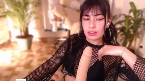 l_e_a online show from February 18, 5:42 am