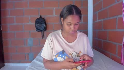 Akyra  online show from February 8, 7:16 pm