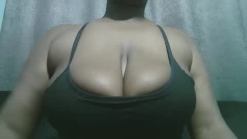 lady_dearra online show from November 9, 5:44 am