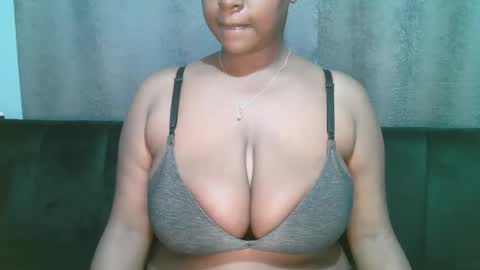 lady_dearra online show from March 25, 2:51 am