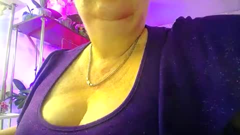 Lady Gloria online show from March 30, 2:39 pm