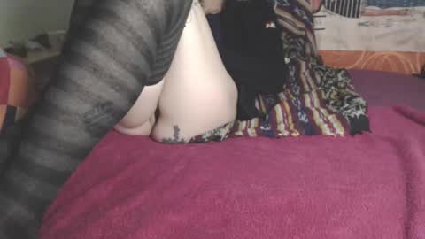 lady_simone online show from February 15, 11:39 am