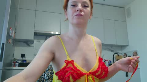 Sima Ladybigsmile online show from April 7, 4:47 am