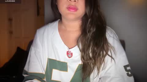 Aria online show from November 25, 8:02 am