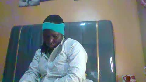 lindah32 online show from June 27, 1:00 am