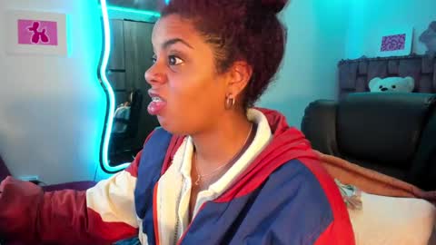 leidy daniela online show from February 5, 8:11 am