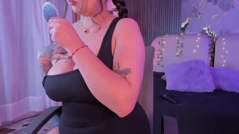 Lady  online show from June 5, 6:52 am