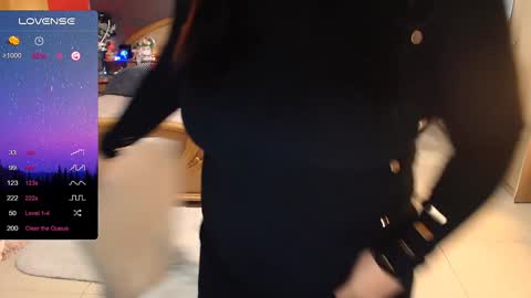 Arielle online show from December 10, 2:59 am