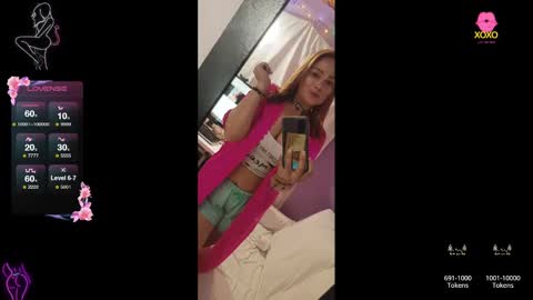  paola and a guest lol    online show from December 7, 1:13 pm