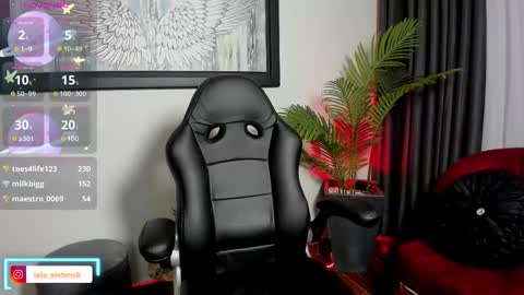 laila_angel online show from March 4, 8:13 am