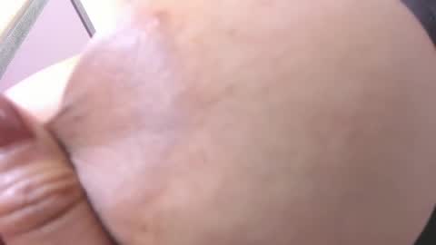 Snapshot of lailamorfy chatting on February 25, 3:20 pm online show from February 25, 3:20 pm