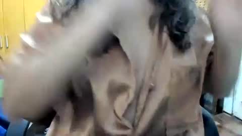 LAILA online show from April 15, 5:49 pm