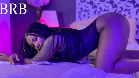 IG222dmm  online show from April 28, 2:54 pm