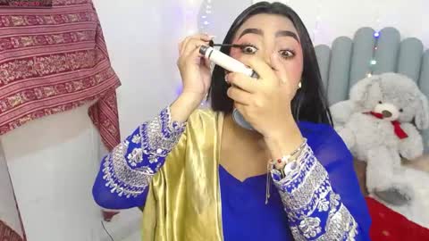 Laskhmirani online show from April 10, 12:10 pm