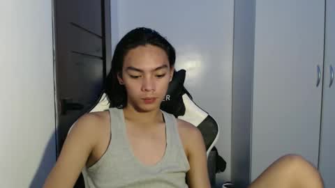 lalakinghugecock_2 online show from October 7, 5:53 pm