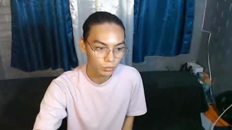 lalakinghugecock_2 online show from December 30, 3:45 pm