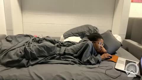 lalunevelvet online show from February 12, 2:10 pm