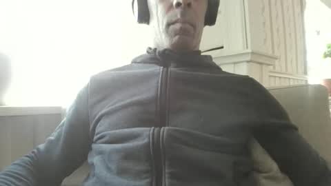 lamanta72hot online show from April 22, 10:00 am