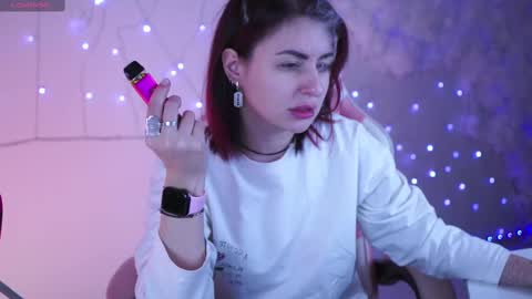 just call me Lana  and her security online show from February 12, 11:18 am