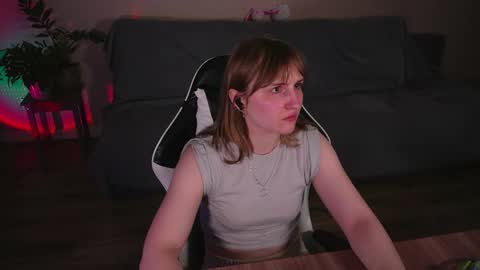 Kay online show from May 14, 7:01 pm