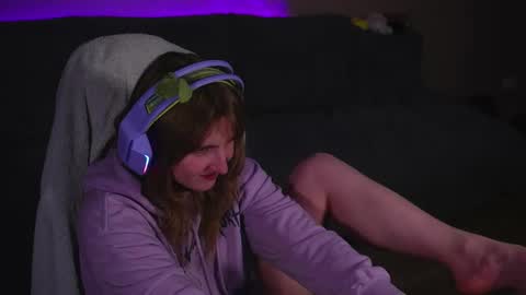 Kay online show from October 25, 8:53 pm