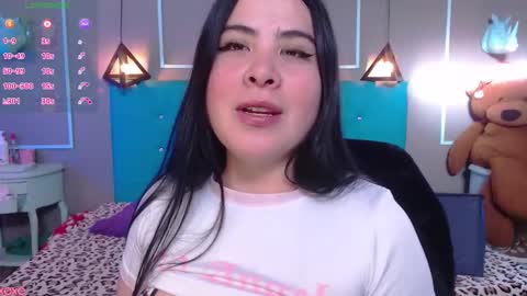 Angel  IG  online show from December 13, 9:32 pm