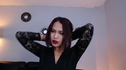 Snapshot of lanadoux_ chatting on February 4, 1:48 pm Mistress Lana online show from February 4, 1:48 pm