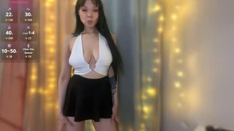 LanaDreamX online show from May 8, 7:08 pm