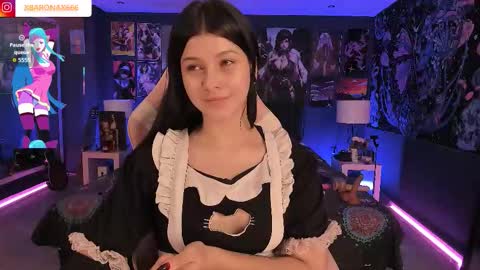 L A N A  online show from November 27, 2:58 pm