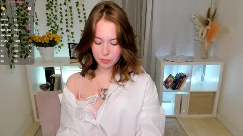 Lana online show from May 1, 9:53 pm