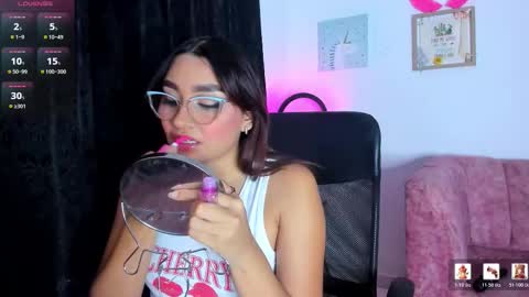 lanasin_ online show from March 21, 4:07 am