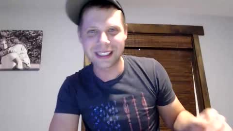 Lance online show from December 15, 1:12 am