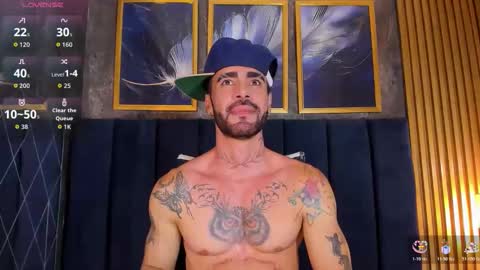 Lancelot Benwick online show from April 23, 8:32 pm