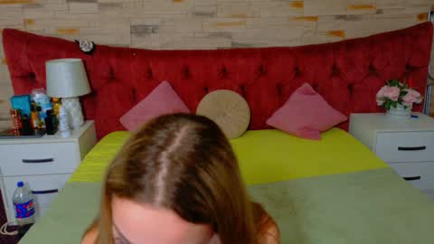 Lanna online show from March 24, 8:15 pm