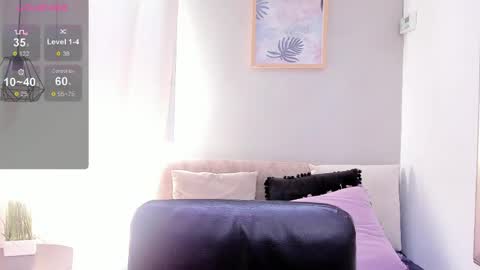      700  200   online show from April 23, 7:37 pm