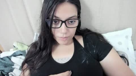 lara online show from September 14, 10:33 pm