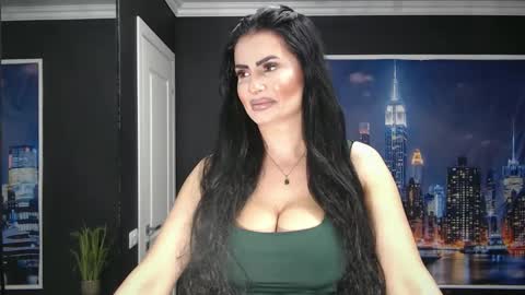 laras_moans online show from June 10, 10:25 am