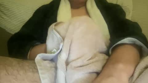 HUNG YUNG STR8 online show from December 16, 11:44 pm