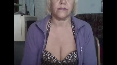 larisaq4ugo24 online show from May 15, 8:23 am